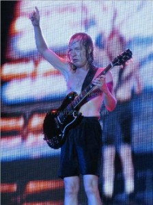 100628_acdc8