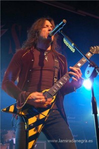 110617_stryper3
