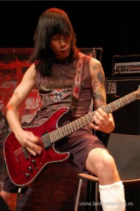 120121_steelpuppets1