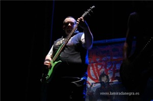 120121_steelpuppets4