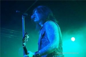 120210_thinlizzy3