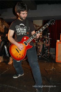 120413_sevenblackroses4