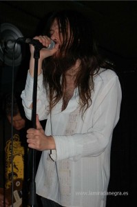 120517_arenna1-199x300.jpg