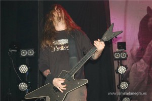 121125_decapitated5