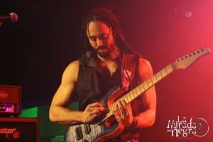 131109_almah2