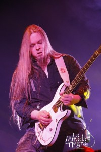 STRATOVARIUS