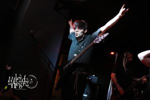 SYNLAKROSS 
