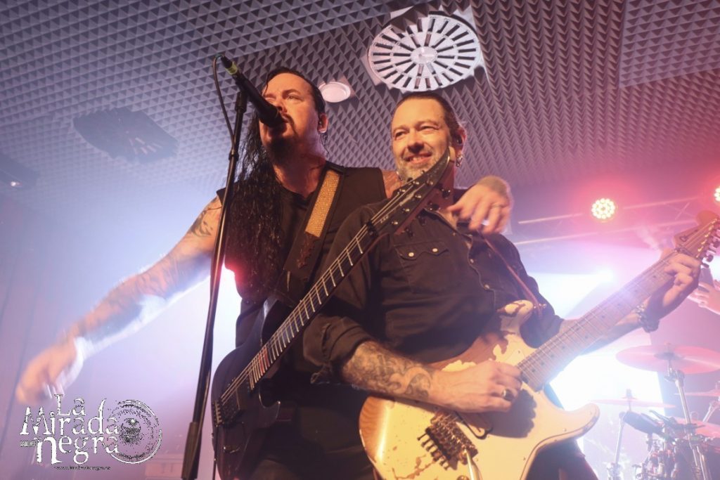 241115_evergrey6